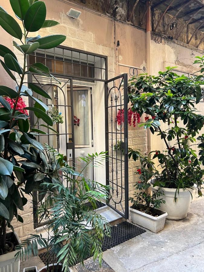 Le Chalet Palermo Centro Экстерьер фото